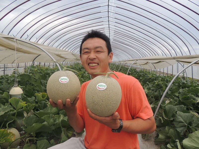 寺坂農園 メロン直売所 — メロン